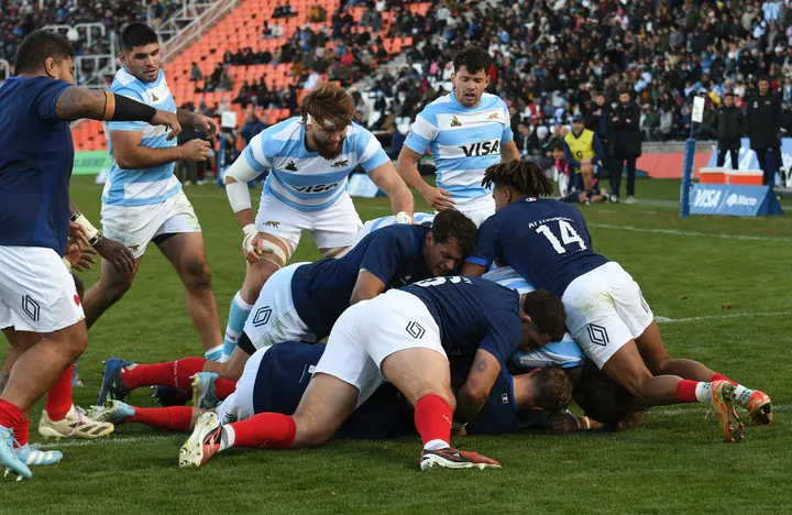 Los Pumas vs Francia en París